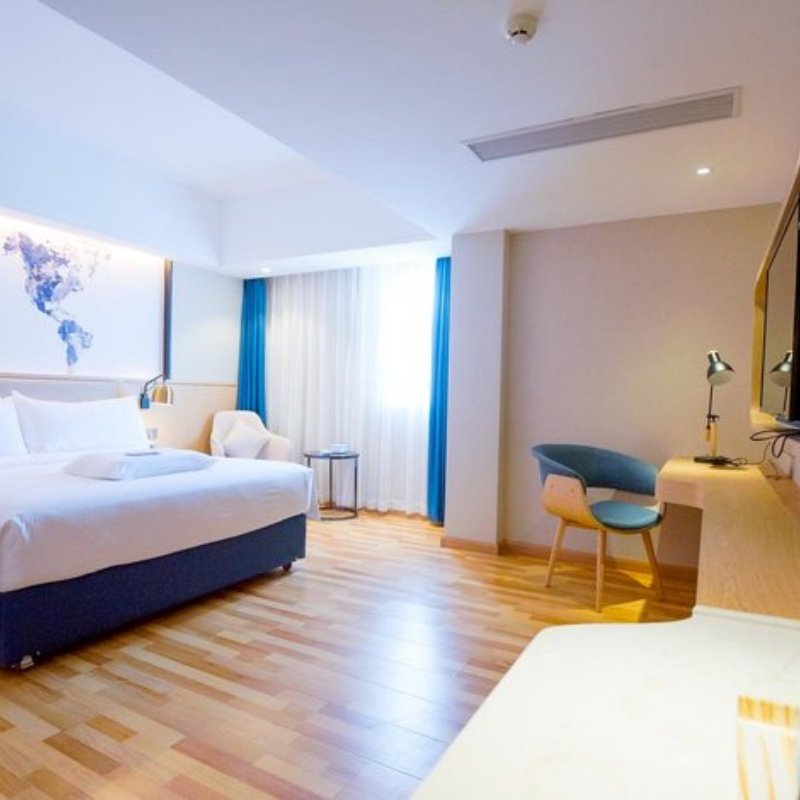 D2天1晚凯里亚德酒店(汕头高铁站店)自由行+礐石风景区门票+接站接机服务