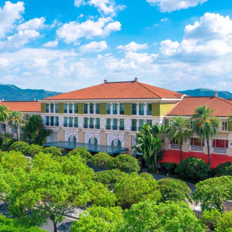 周末休闲丨厦门日月谷温泉渡假村2天1晚丨高级温泉大/双床房 双早丨双人温泉门票 1份 - 定制游预订