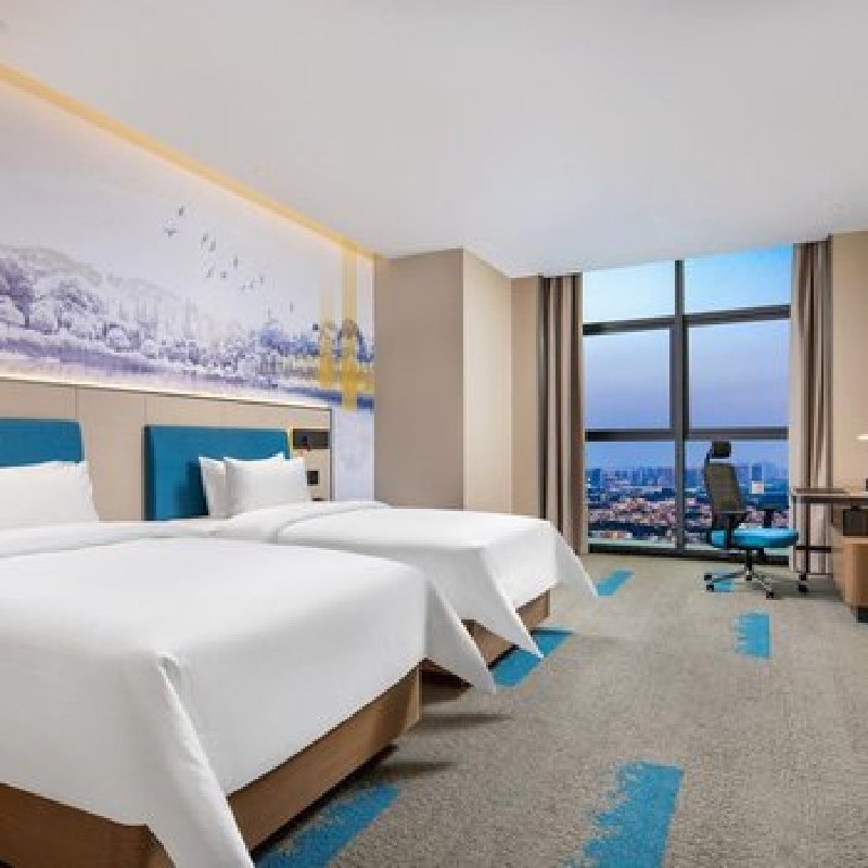 D2天1晚萍乡希尔顿欢朋酒店自由行+安源锦绣城门票单人酒景套餐