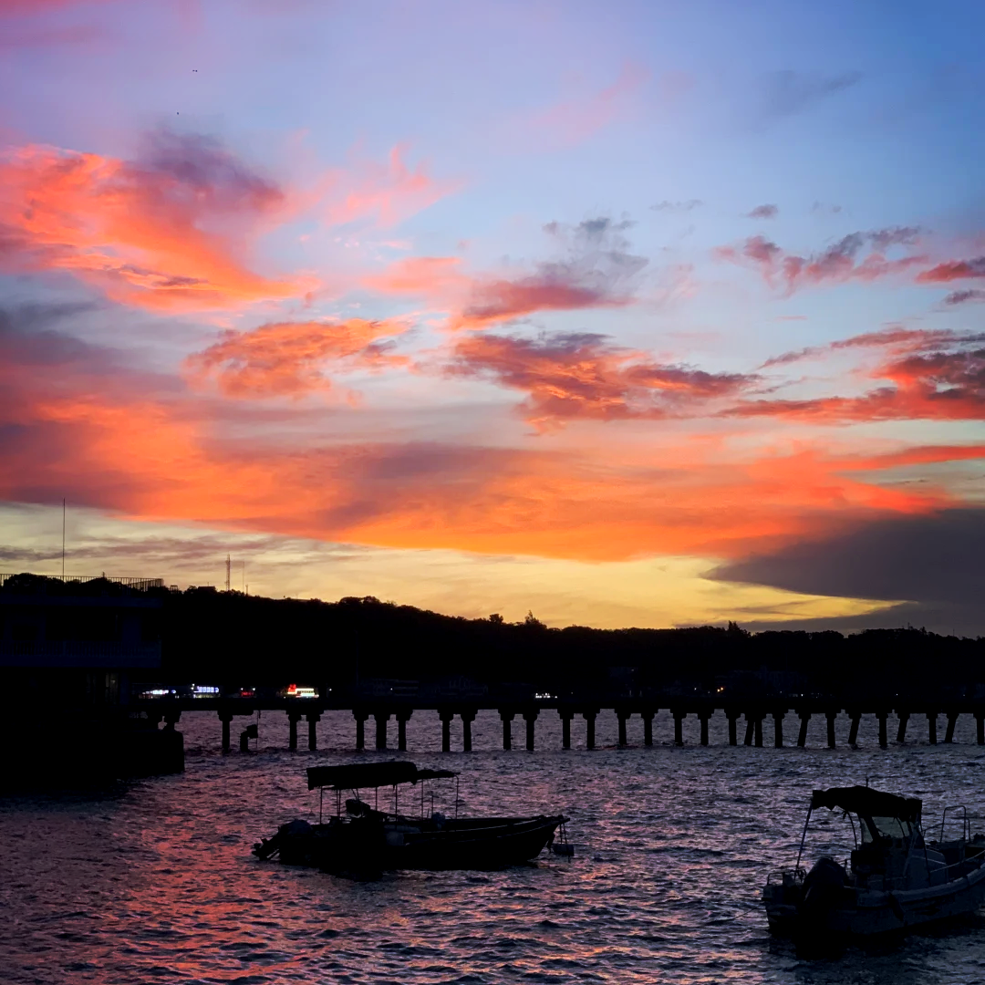 涠洲岛悦海汀海景酒店(西角码头蓝桥店)住宿 +涠洲岛成人票门票
