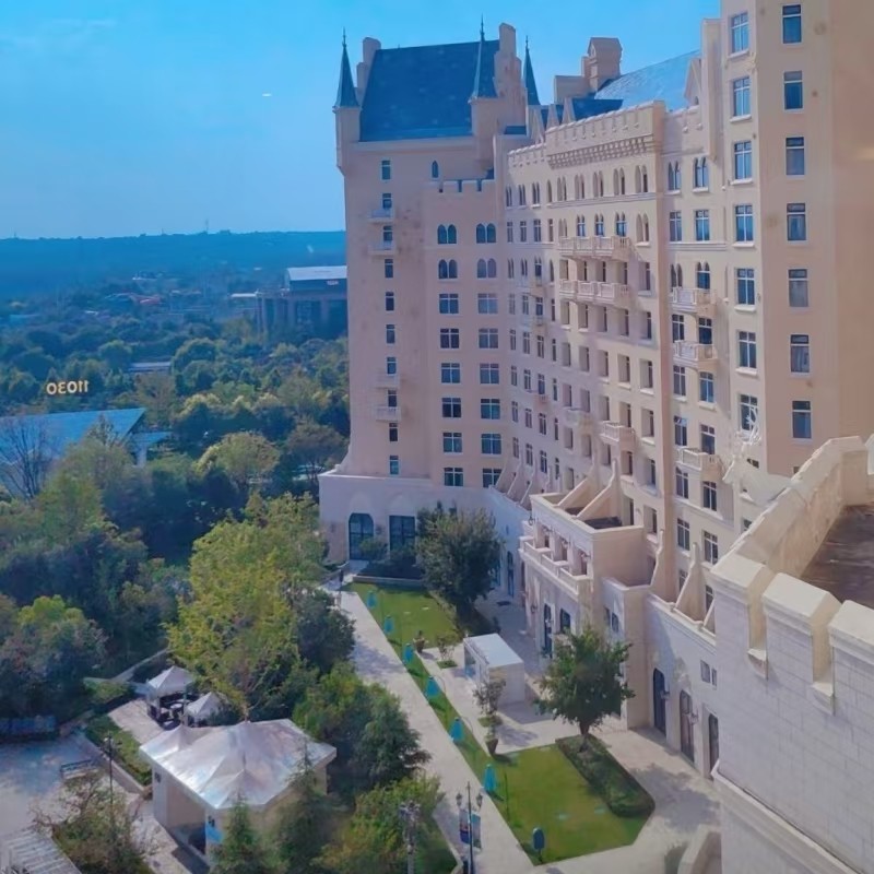 郑州银基冰雪酒店2/3日银基动物王国冰雪世界乐海温泉套餐亲子