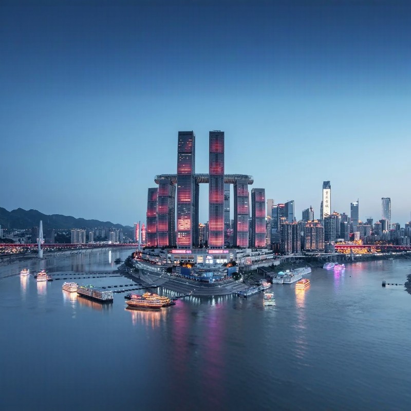 『法式中古风 | 俯瞰山城美景』4天3晚重庆江岛假日高空酒店(解放碑店) | 含动物园