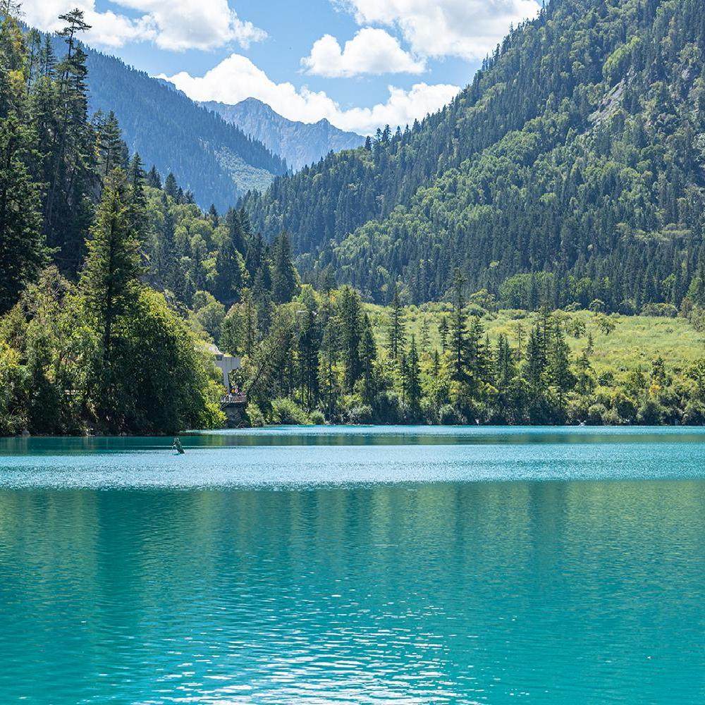 成都+重庆+九寨沟+黄龙+三星堆+都江堰9日8晚 - 定制游预订