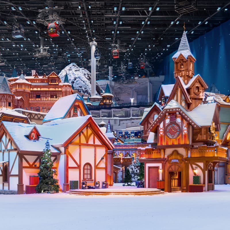 上海冰雪世界皇冠假日酒店1晚 +早餐+双人耀雪世界2天不限时娱雪/全天滑雪票