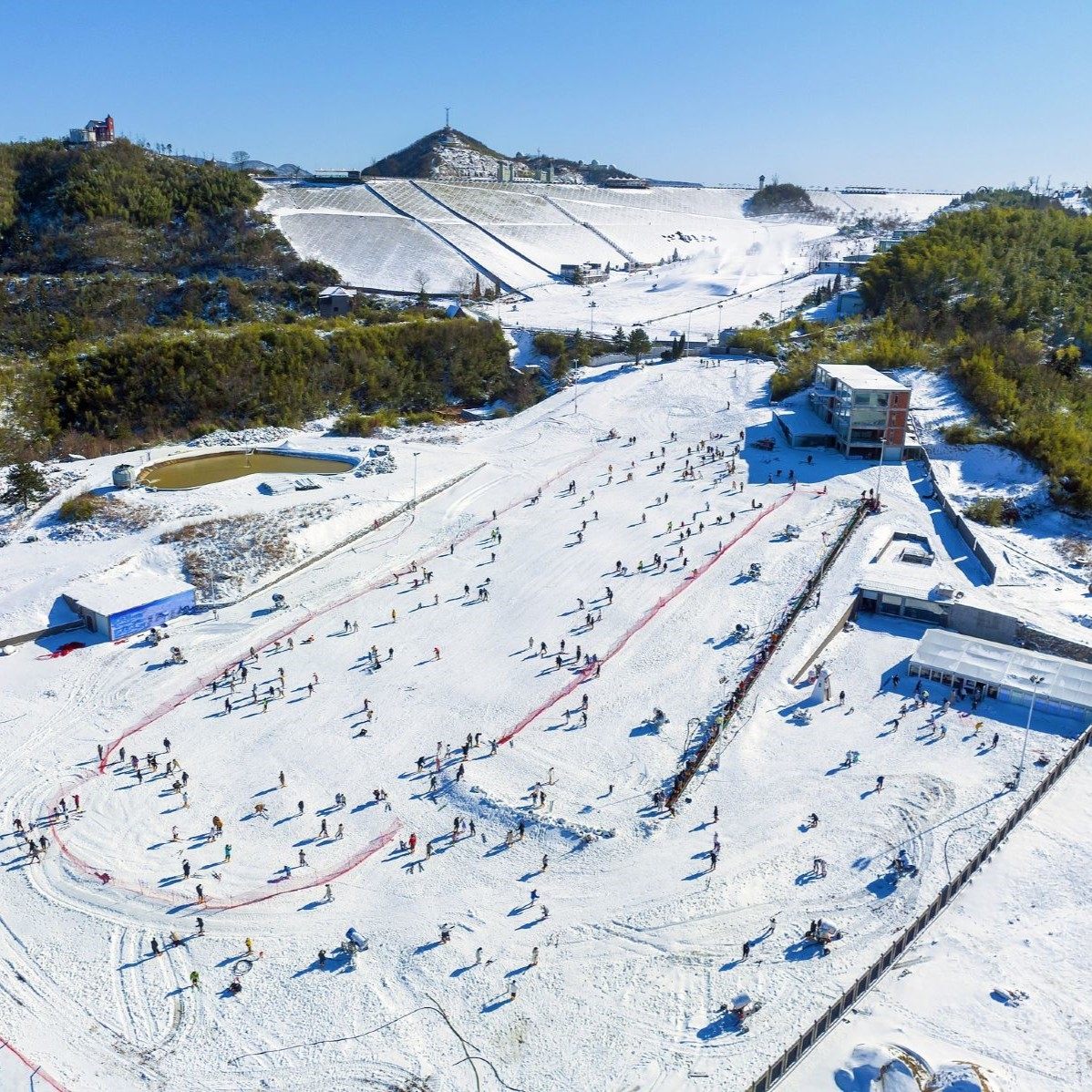 【冬季特惠】万怡酒店+观音堂滑雪 - 定制游预订