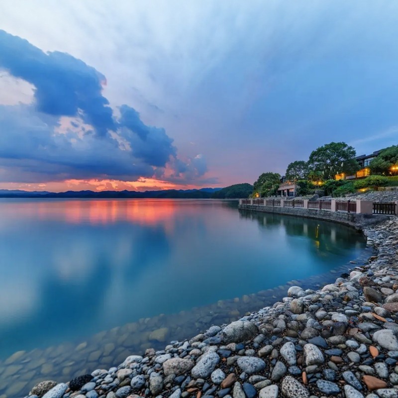 【湖景任选,尊享天屿】2天1晚杭州千岛湖温馨岛致雅艺术酒店+天屿山