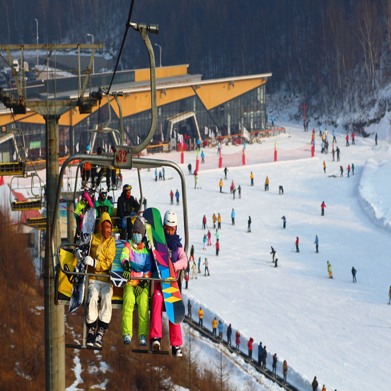 内蒙古赤峰美林谷滑雪场 美林谷四季山酒店 2天1晚 住滑套餐