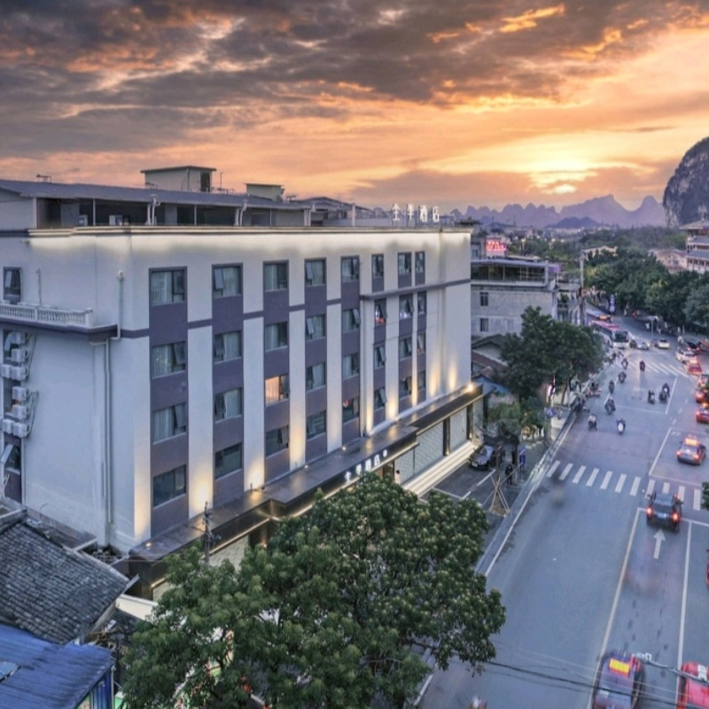 x【2天1晚】桂林自由行住全季桂林象鼻山景区解放桥酒店+桂林景点门票+早餐 - 定制游预订