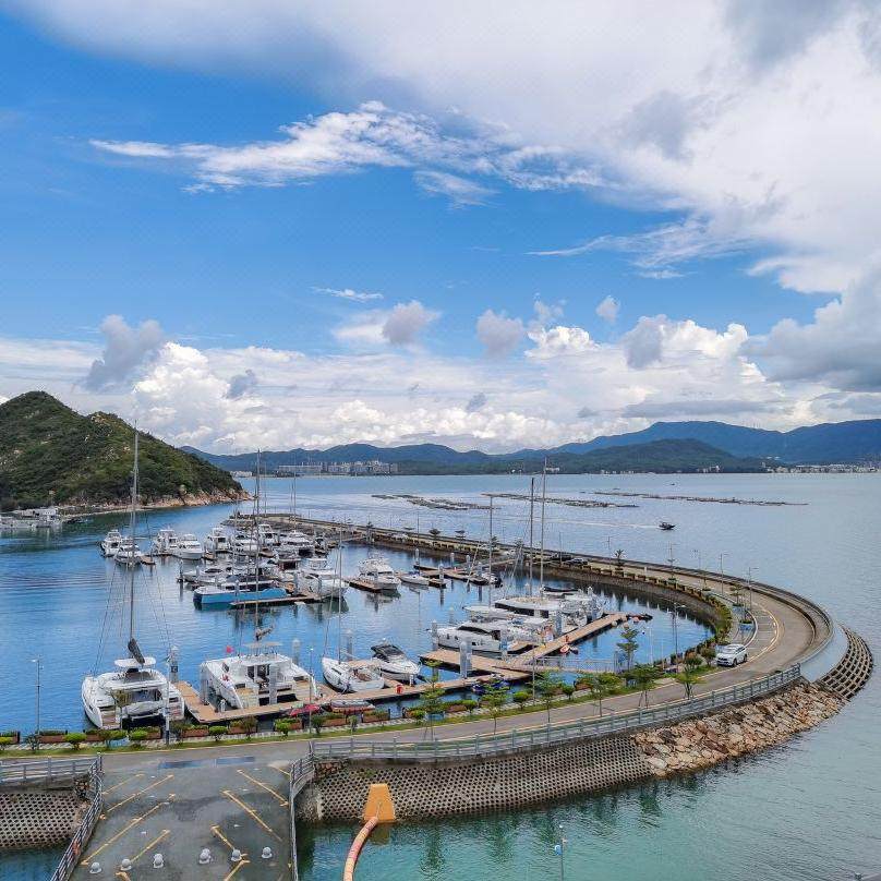 深圳阿普萨拉斯酒店 豪华海景房3天2晚 送帆船出海观光体验/沙滩皮划艇体验/晚餐 - 定制游预订