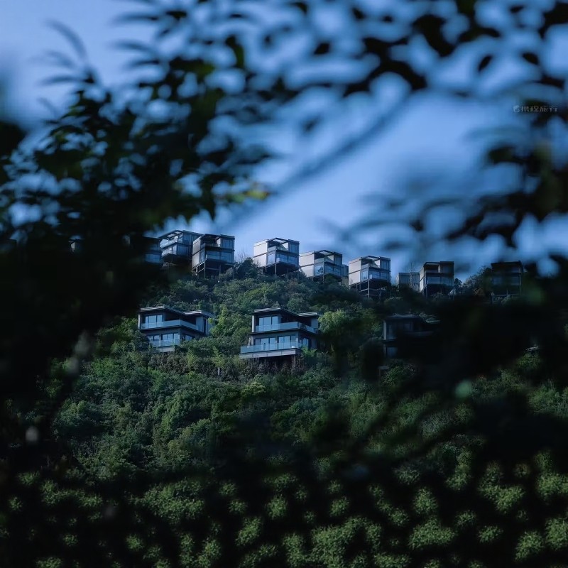 莫干山都喜天丽3天2晚,豪华湖景房+驾云山风景区游玩门票买1送1