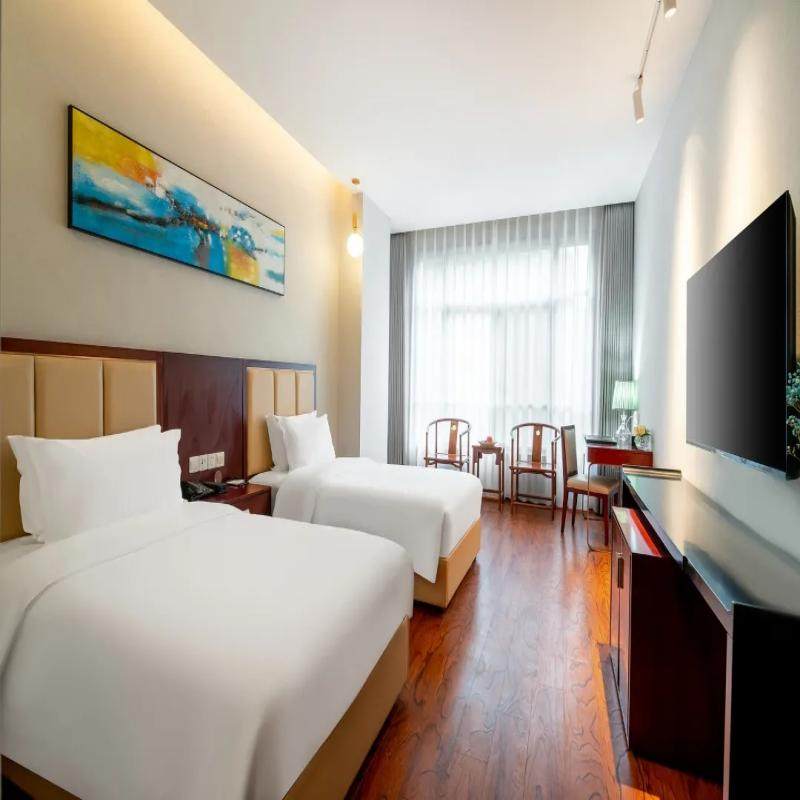 维也纳酒店松江万达店豪华房1晚+上海欢乐谷蓝精灵乐园深坑秘境