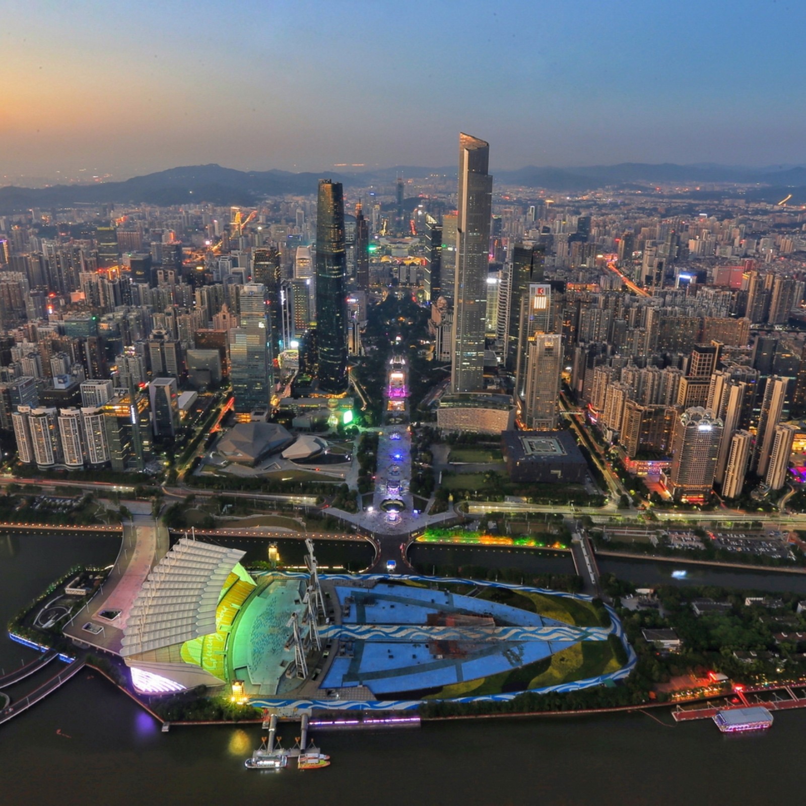 私家团【广州全景1天】广州塔+珠江夜游+黄埔军校 独立出发 - 定制游预订