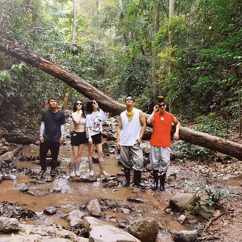 【双人酒景套餐】滨港国际大酒店2晚含早+西双版纳多景点直通车三选一