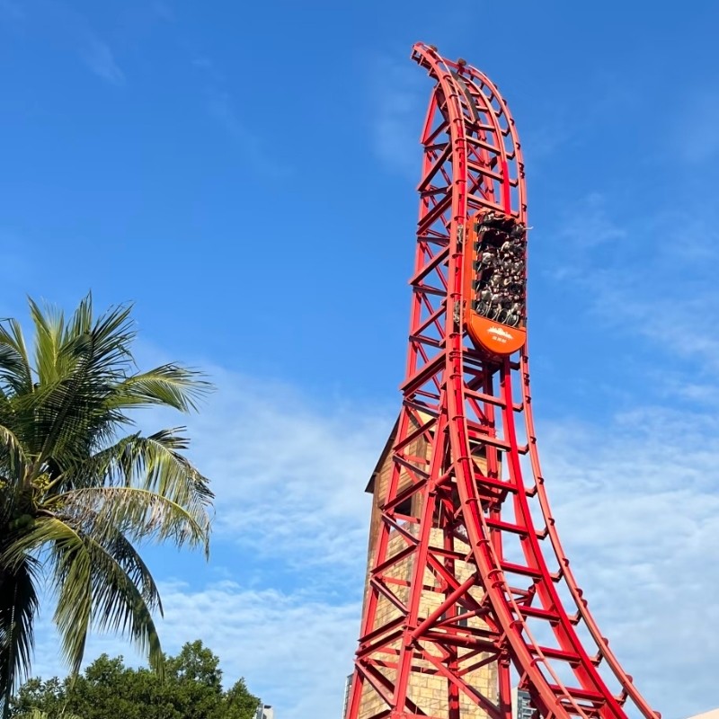 【乐享】深圳宝安中心颐朵朵酒店颐和豪华大床房两天一晚+欢乐谷