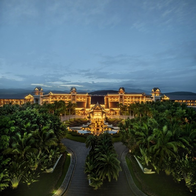 云南 西双版纳雨林谧境 喜来登3天2晚 雨林徒步花卉园 尊享礼遇