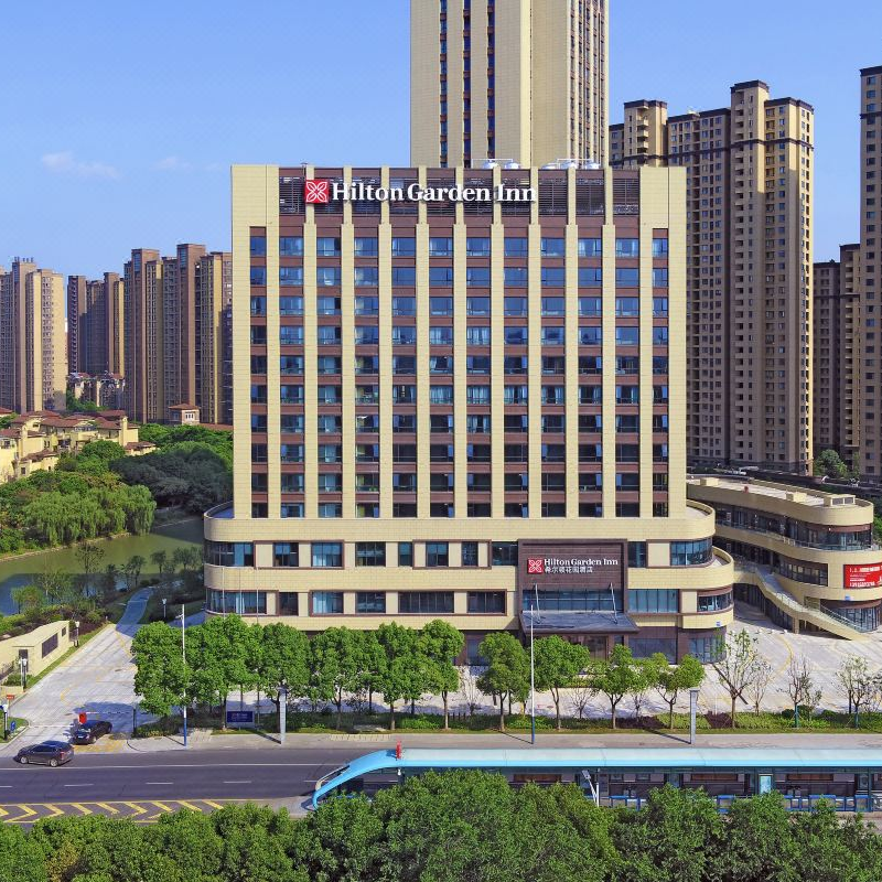 常州中华恐龙园1晚景尚\希尔顿花园\维景\开元名都酒店+2人恐龙园