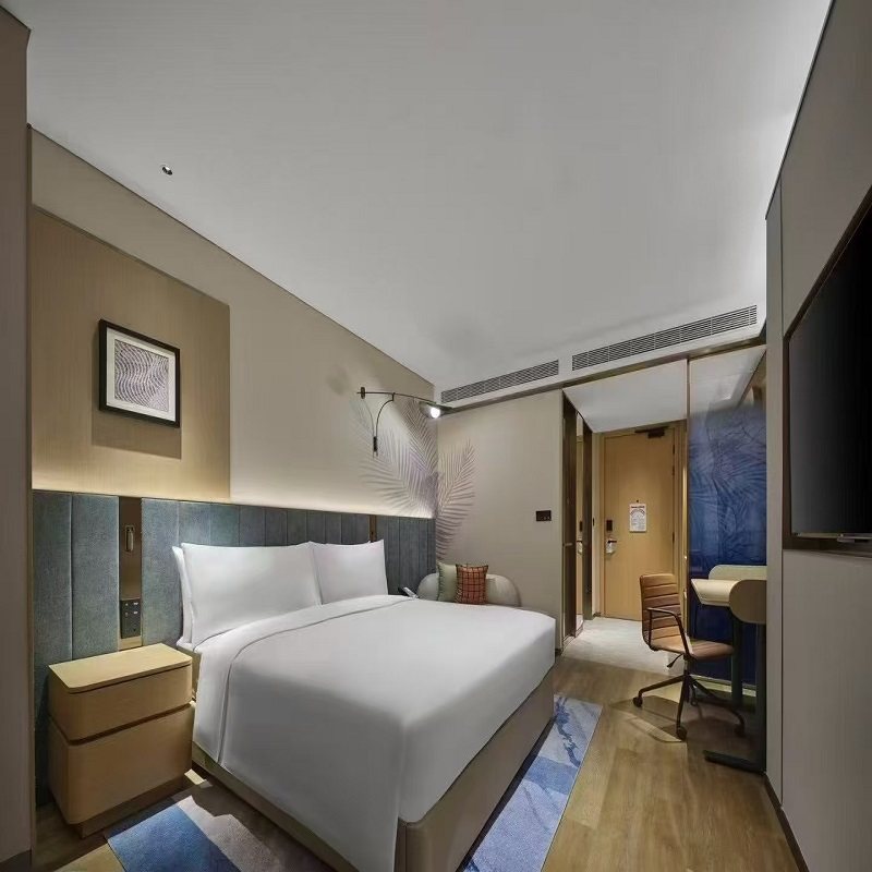 河北承德高新区希尔顿花园酒店1晚+鼎盛王朝门票2张 +双早餐+健身房+洗衣