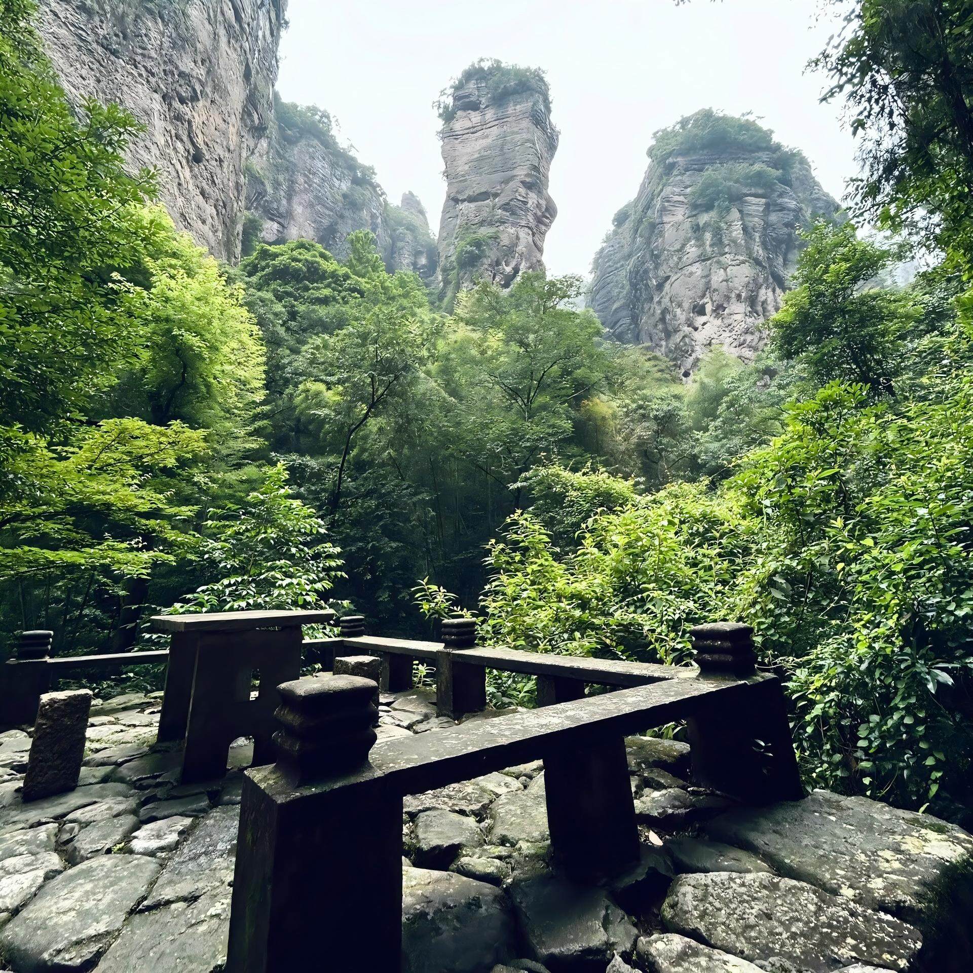 温州美景酒景住宿+玉龙山氡泉成人门票