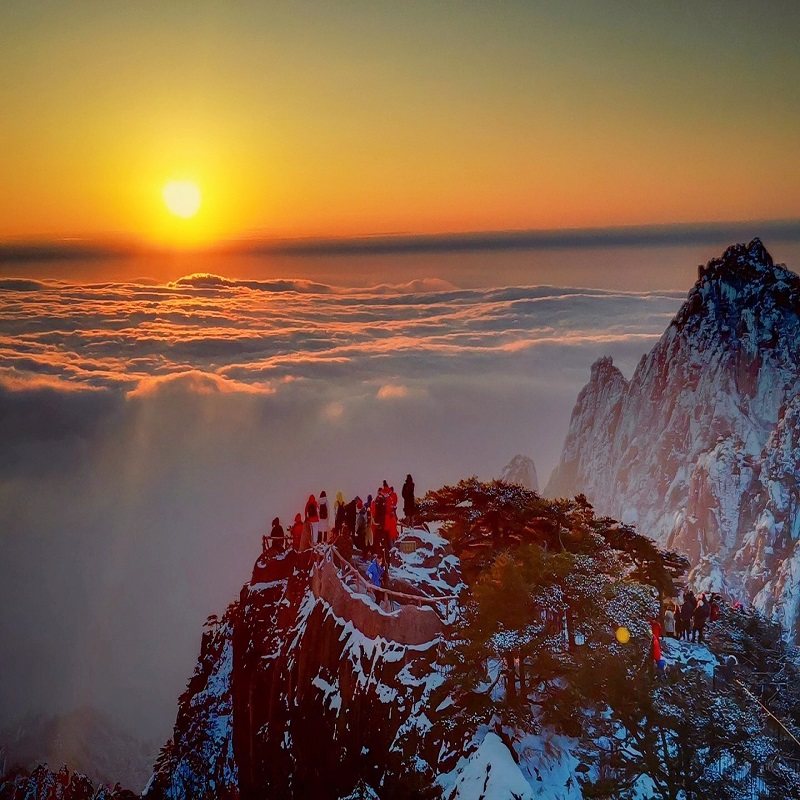 黄山风景区2日1晚跟团游 宿市区4钻酒店+含黄山大门票+赠往返景交 - 定制游预订