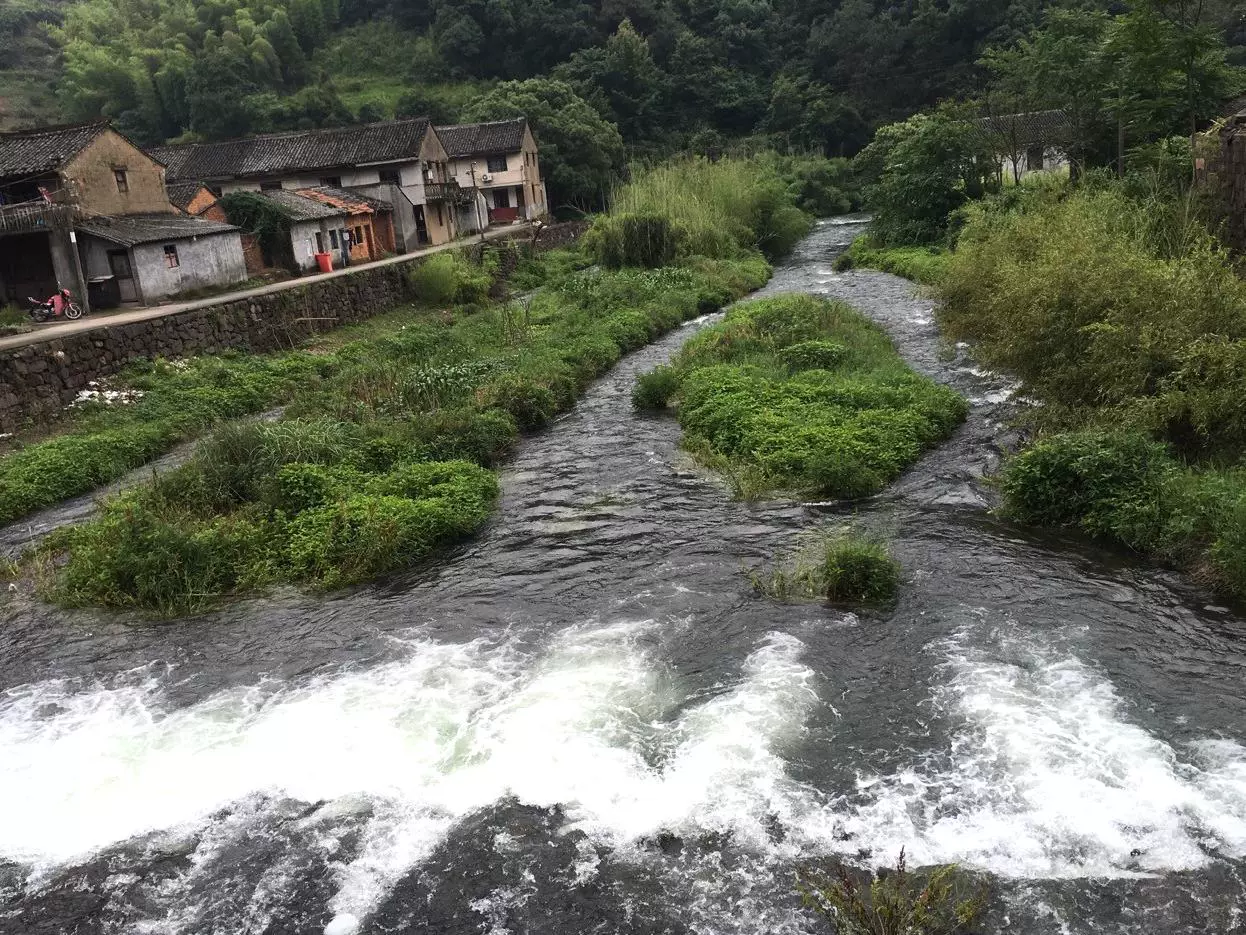 溪下水库图片