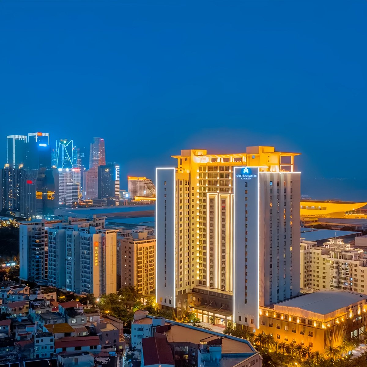 厦门日航酒店2天1晚丨行政豪华海景双床房 双早丨鼓浪屿船票2张+接送站1趟 - 定制游预订