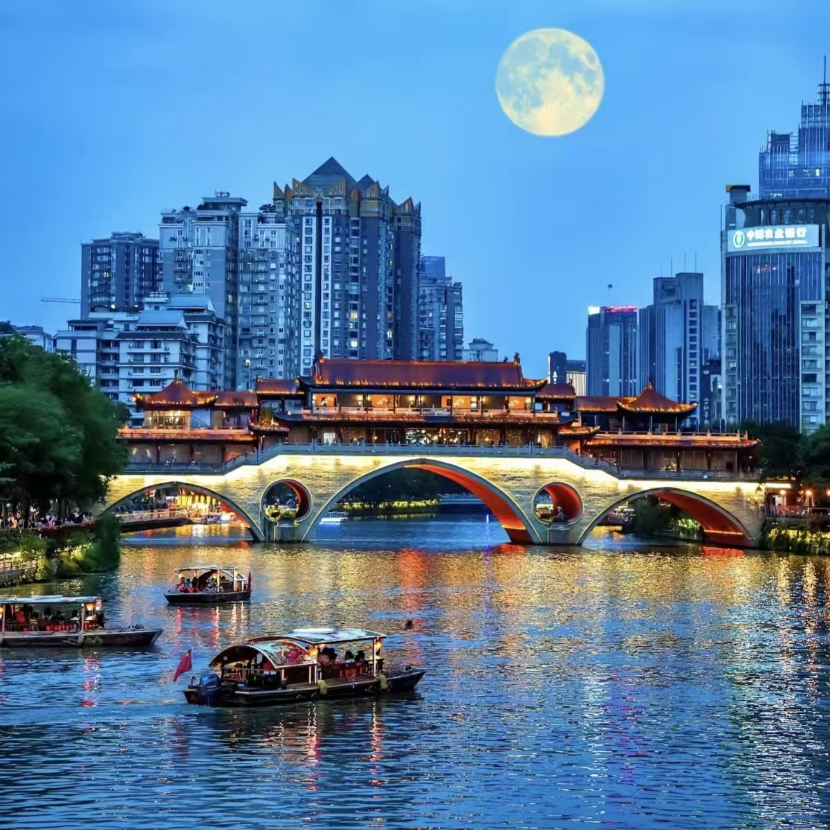 【畅享】成都太古里春熙美居酒店嘉宾房双床俯瞰夜景2天1晚+川剧院+都江堰+熊猫基地