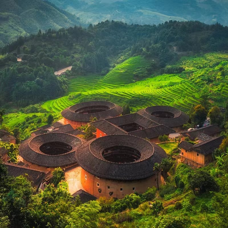 厦门出发南靖土楼云水谣+田螺坑+塔下村含往返接送门票午餐二日游 - 定制游预订