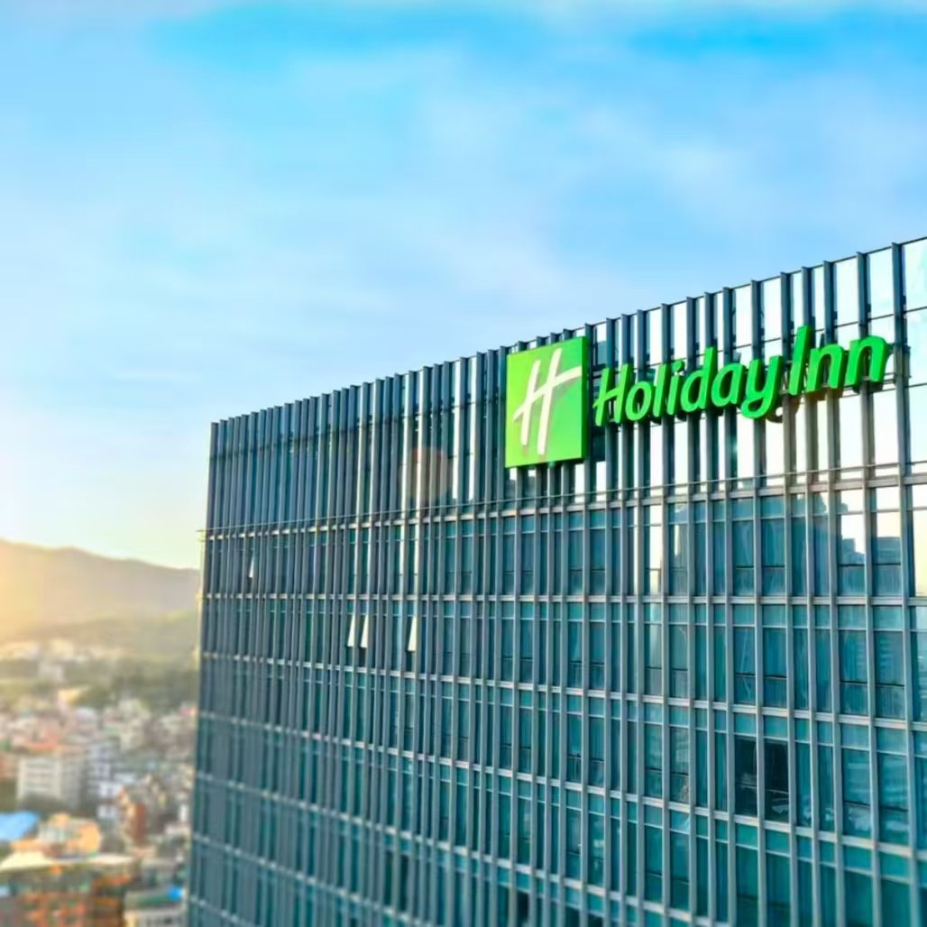 【畅享】广州南湖假日酒店4天3晚高级大床房+广州塔+植物园