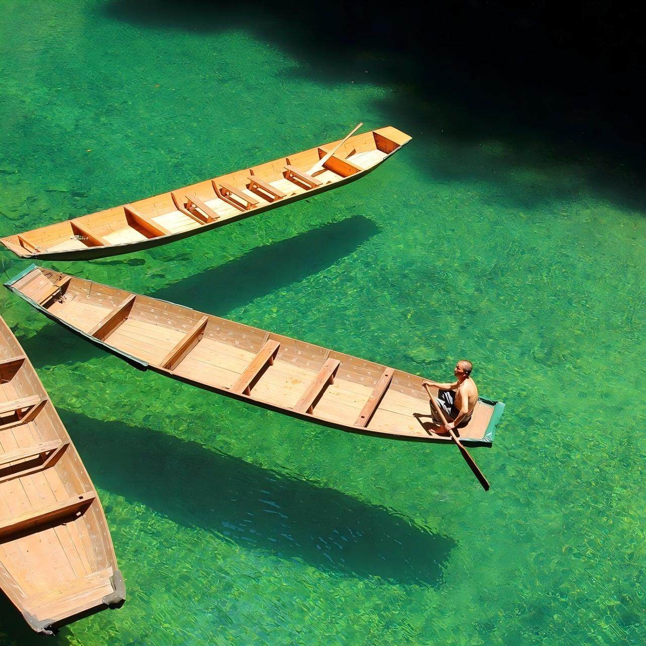 【屏山峡谷+宣恩夜景+狮子关+大峡谷+梭布垭】6天8人精品小团 - 定制游预订