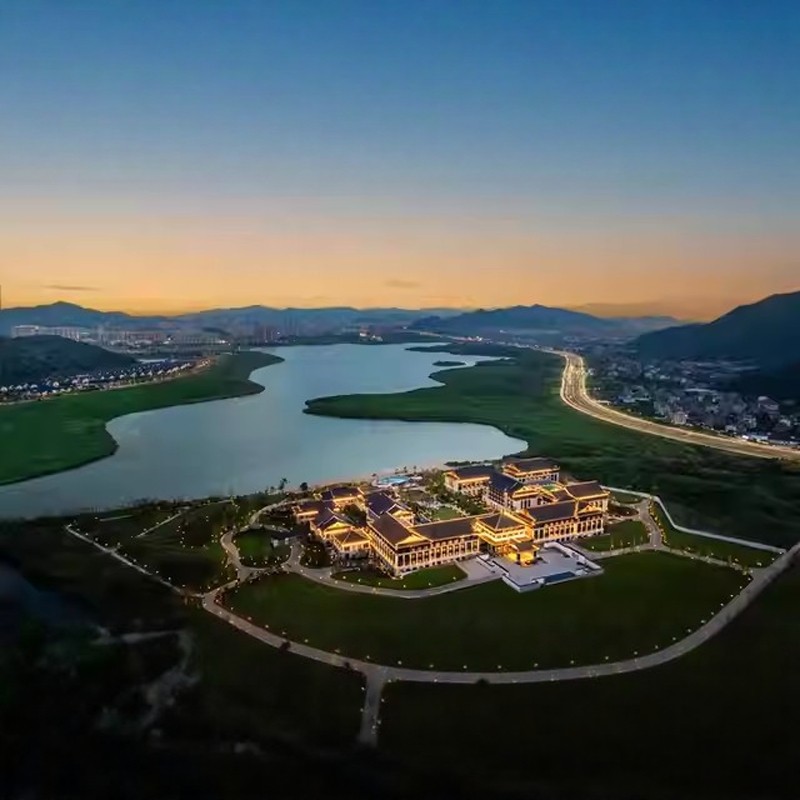 【宋式美学高端度假】2晚台州君澜·飞龙山庄|体验宋韵文化+台州方特狂野大陆买1赠1 - 定制游预订