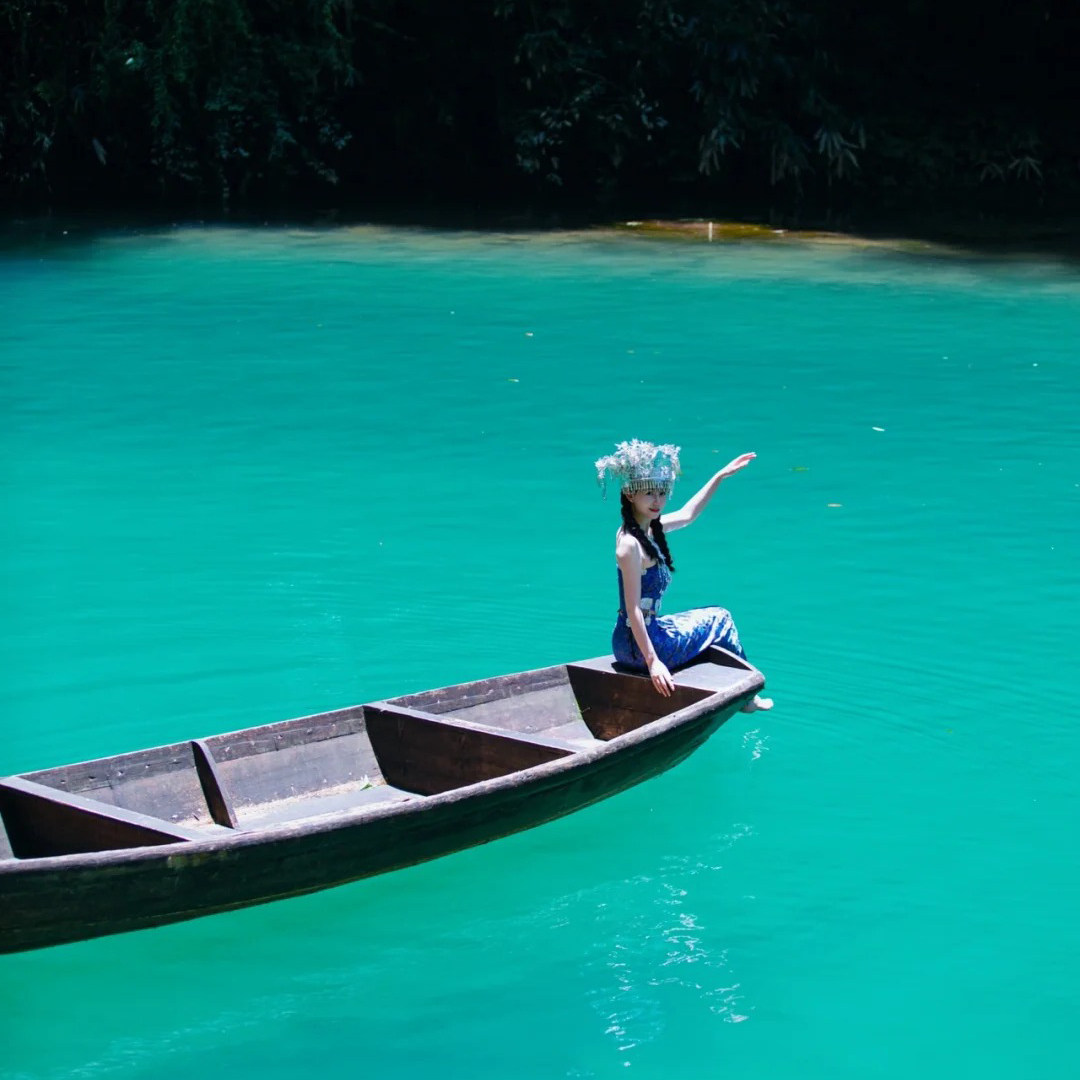 神农架恩施四日旅游 神龙架屏山峡谷宣恩地心谷4天3晚 含景区必消 - 定制游预订