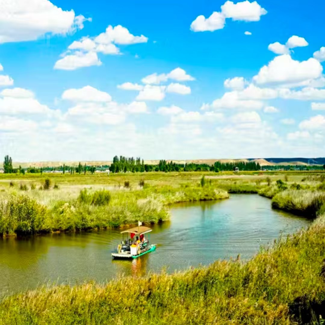 【畅玩】银川光耀中心希尔顿欢朋酒店高级大床2天1晚+黄沙古渡+龙谕酒庄