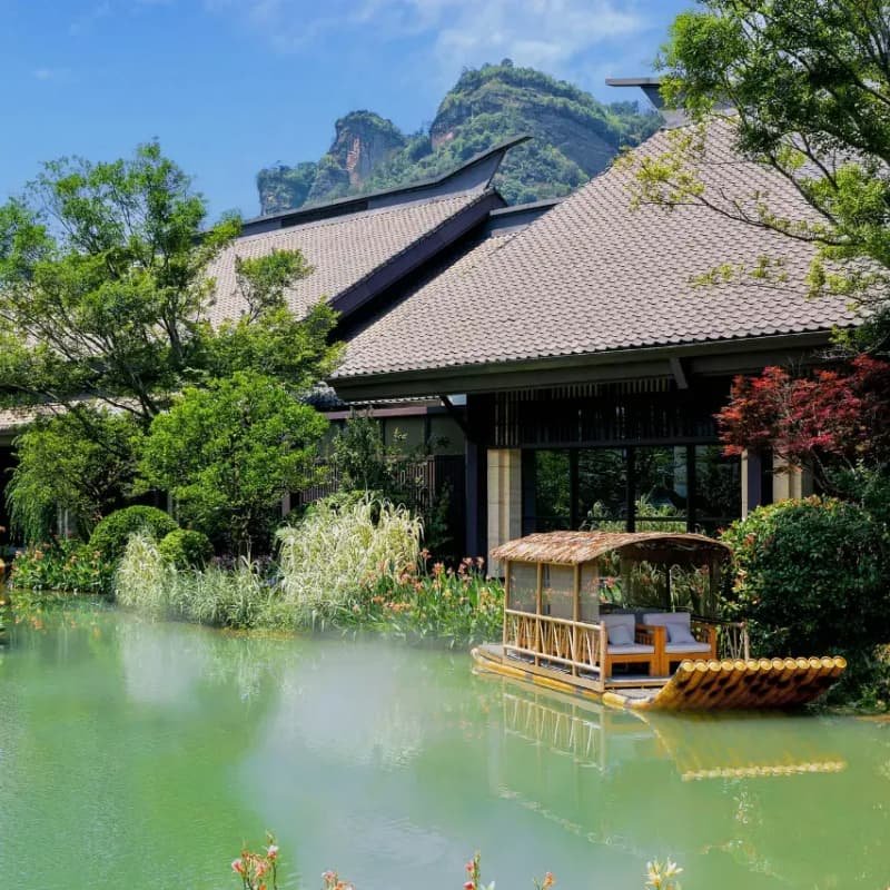 【武夷山武夷·椿泊度假酒店 住1晚含双早】可选别墅房型+景区电子导览