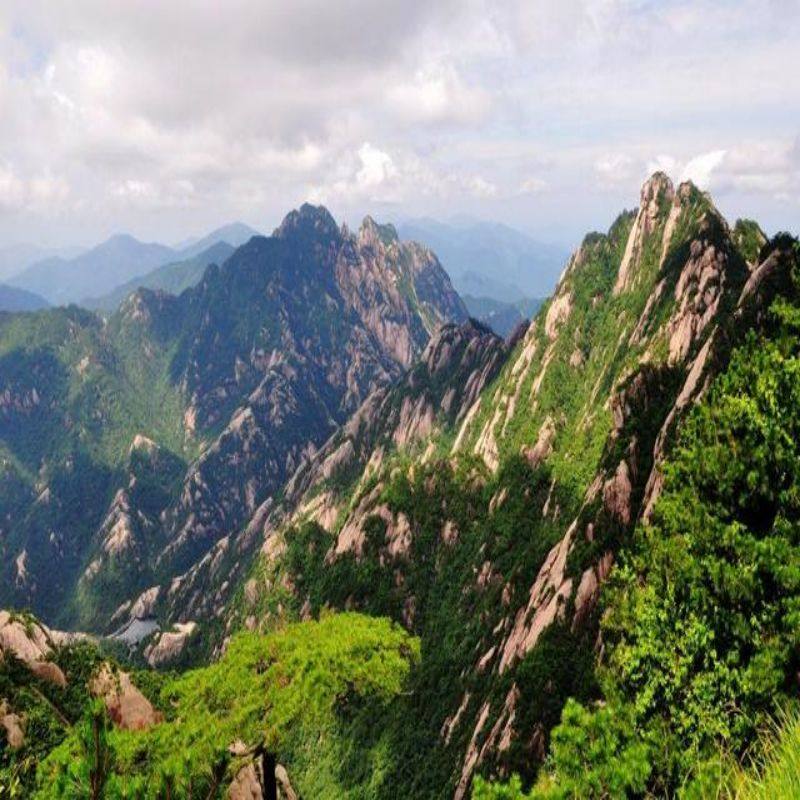 【甄选&畅游】新疆全景宿精选酒店10天自由行 - 定制游预订