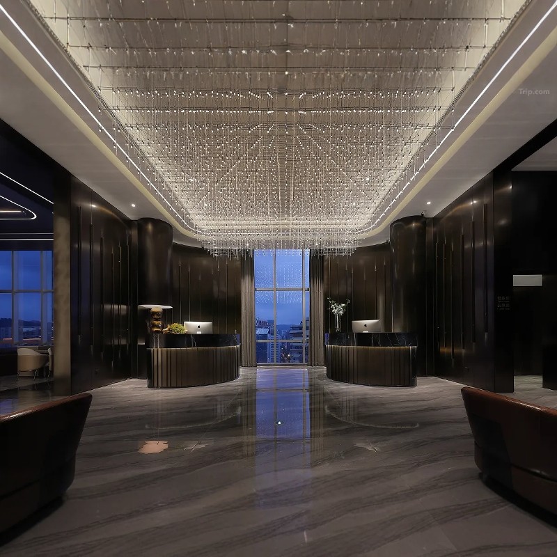 贵阳-中濠国际酒店(贵阳大十字店) |轻奢静谧房+青岩古镇3天2晚自由行