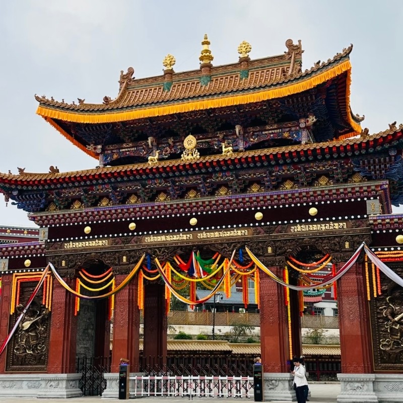 【乐享】西宁丽亭酒店雅痞尊享套房两天一晚+塔尔寺