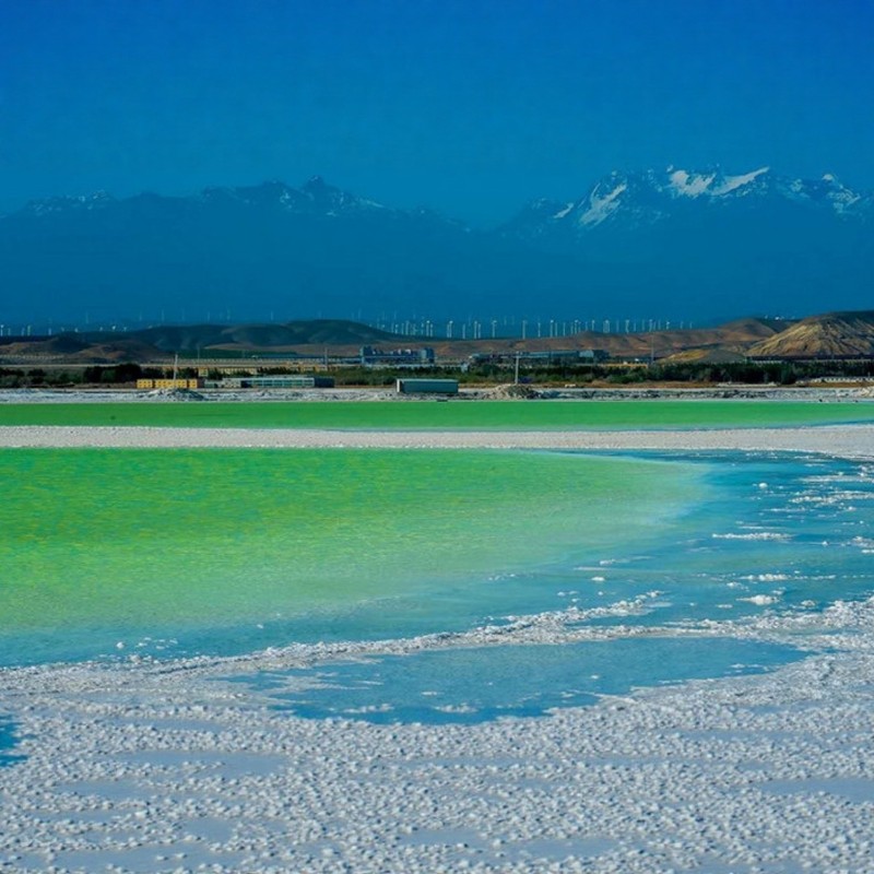 【秘境畅游】3天2晚乌鲁木齐中建福朋喜来登酒店+盐湖/海世界/汗血马基地/天山天池任选