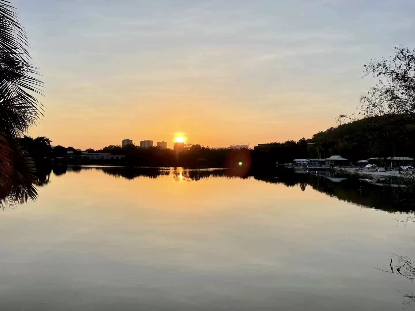 鹿鸣湖