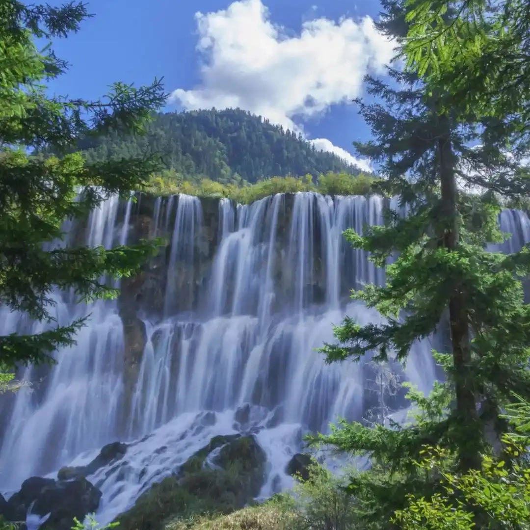 九寨沟戴斯温德姆酒店住宿+九寨沟成人门票
