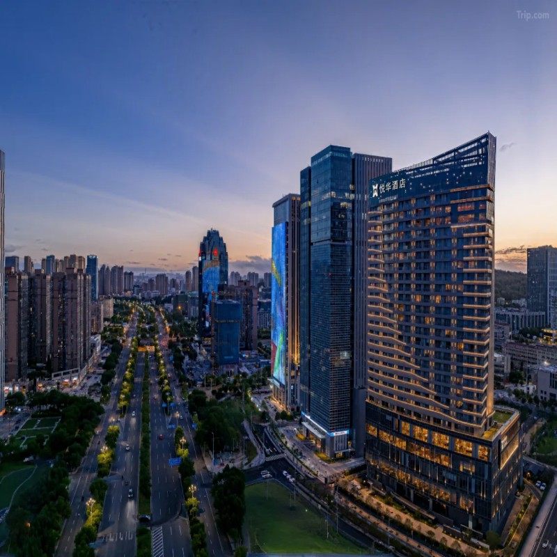 【YT】2天1晚 | 泉州东海悦华酒店丨豪华城景房+非遗木偶戏演出 - 定制游预订