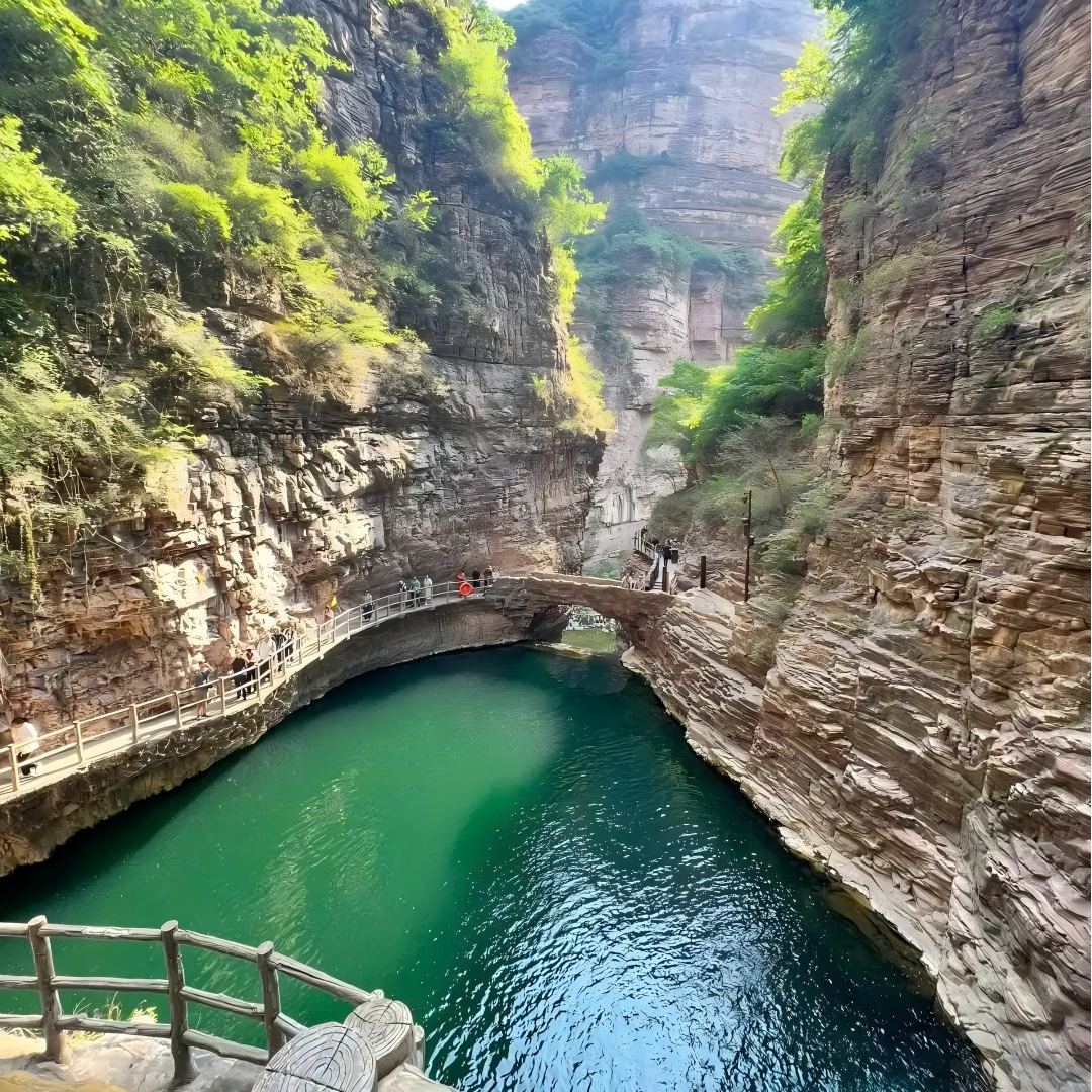林州山悦民宿2晚+太行大峡谷(成人票+往返车票)1张