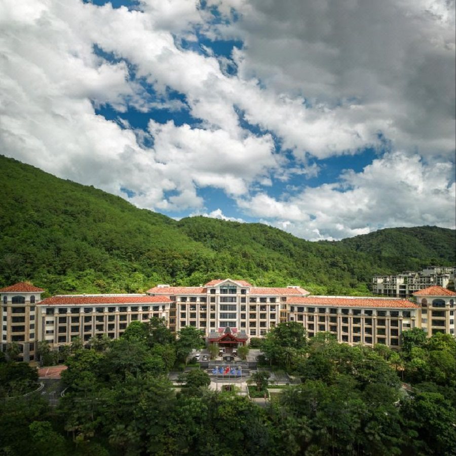 双人游龙岩天子温泉高级房+永定土楼双人门票3天2晚 - 定制游预订