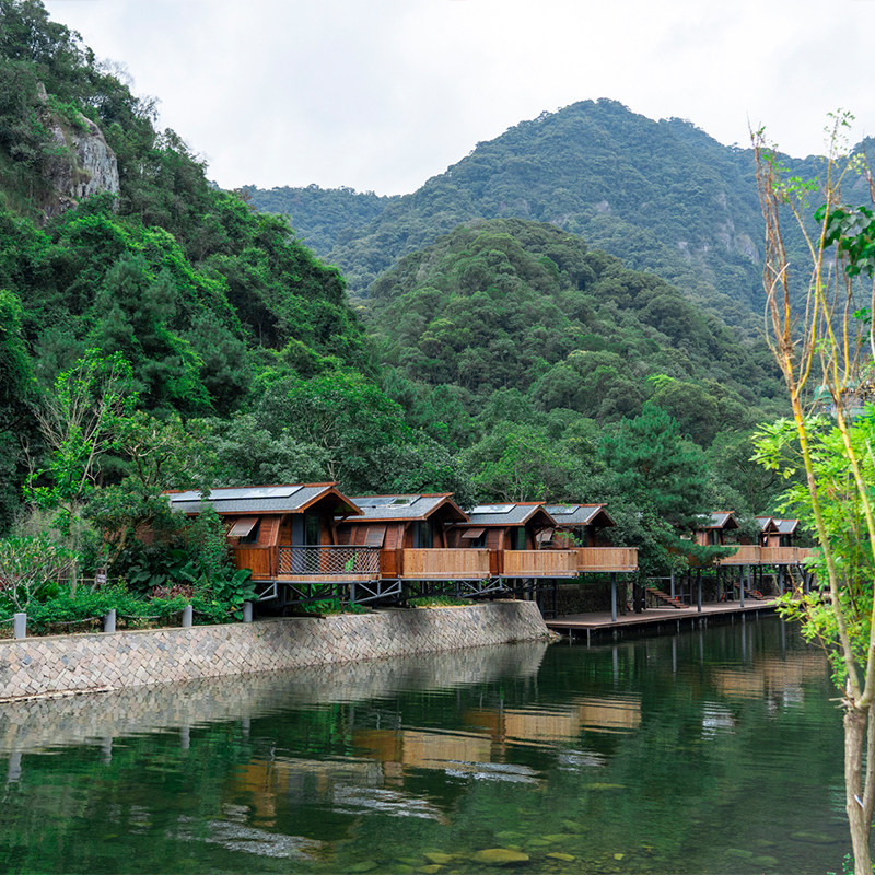 【周末不加价】永泰赤壁温泉度假酒店+玻璃天桥+瀑布/温泉+双早 - 定制游预订