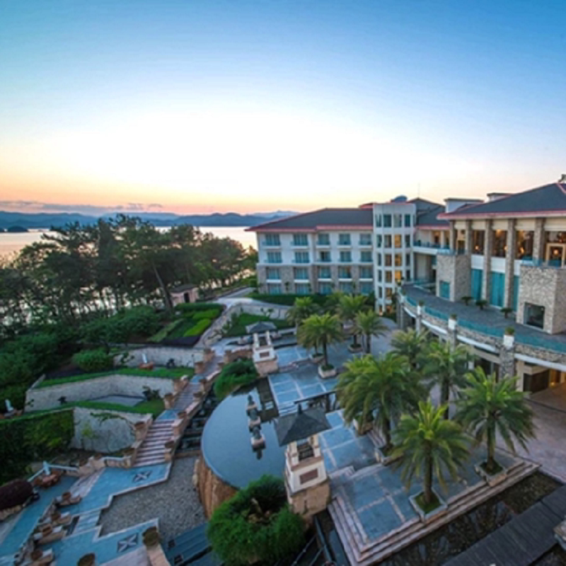 杭州千岛湖开元度假村1晚+早餐+汽车小镇1大1小亲子门票+萌宠乐园+森森运动场+旅拍