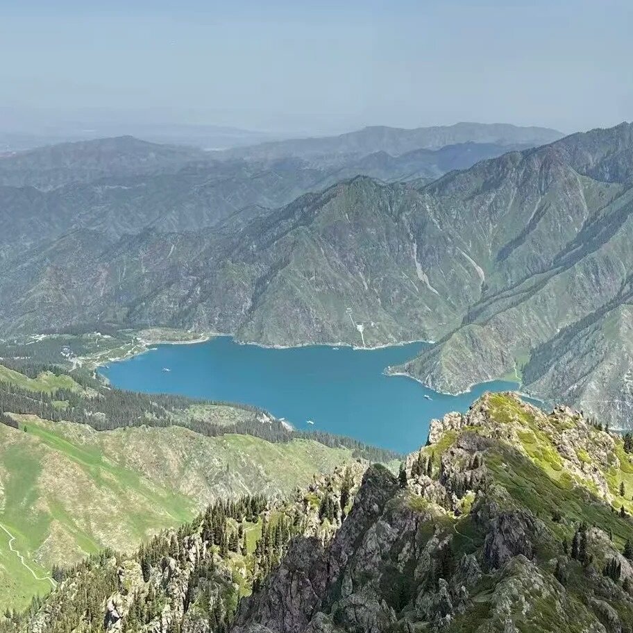 乌鲁木齐米东华美达酒店住宿+天山天池成人门票