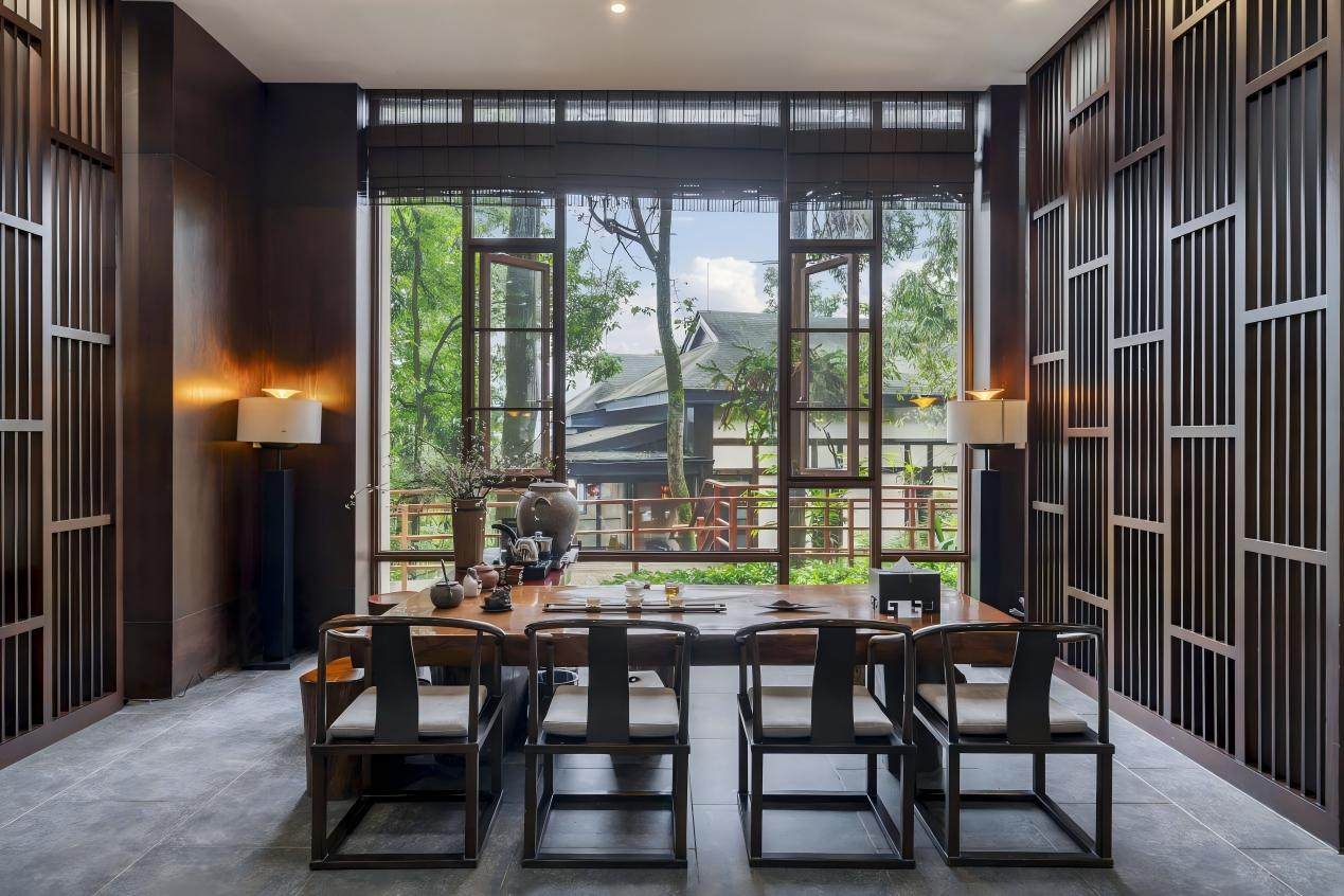 峨眉山万年雪芽坊别墅 | 峨眉山万年寺酒店 含万年寺索道