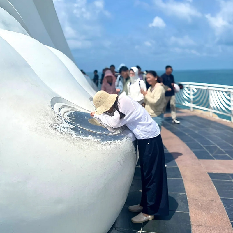 【暖冬·元旦】三亚5天4晚1晚海棠湾亚特+3晚五钻酒店海景房畅玩水世界水族馆接送机+礼