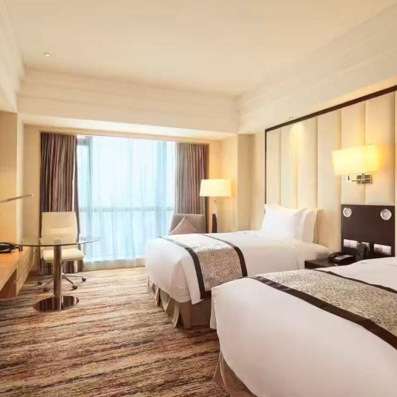 芜湖华强诺华廷酒店(天柱山路地铁站经济技术开发区店住宿3晚+芜湖方特梦幻王国门票1张