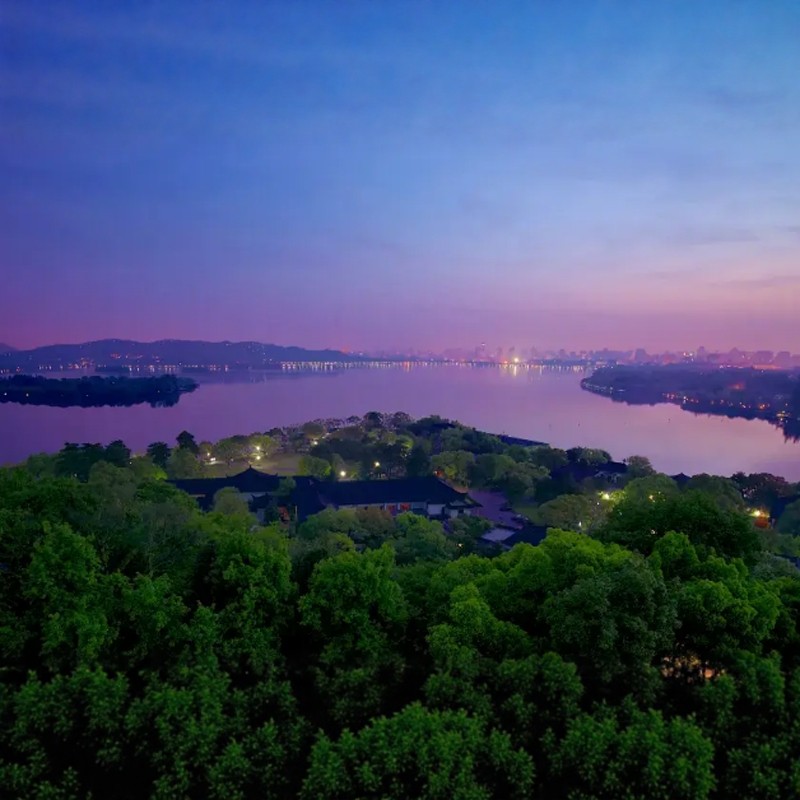 【宋韵西湖 雅集汪庄】杭州2天1晚浙江西子宾馆+西湖豪华游船/西溪/飞来峰/岳王庙任选