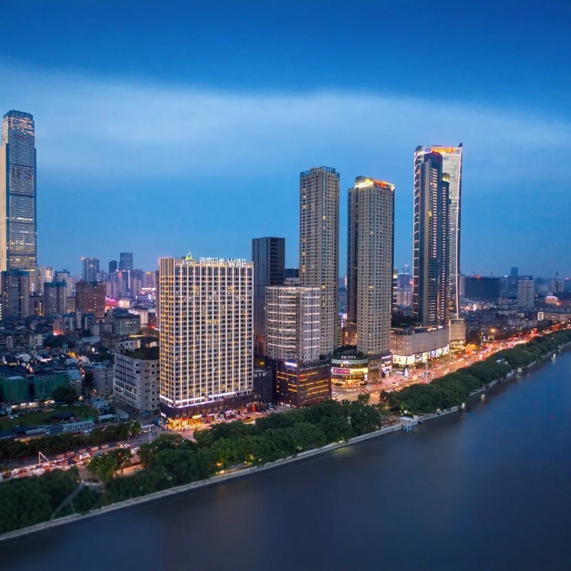 【YT】4天3晚丨长沙国金中心异国印象酒店丨豪华房/临江房+岳麓山书院 - 定制游预订